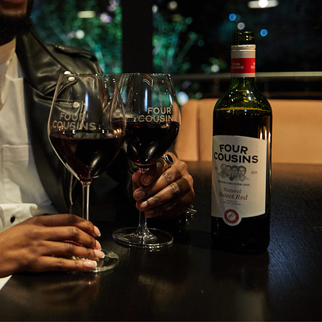 FOUR COUSINS SWEET RED 750ML